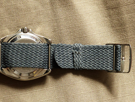 Bracelet perlon : détail boucle réglable