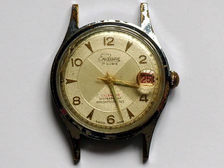 Montre Endura au radium