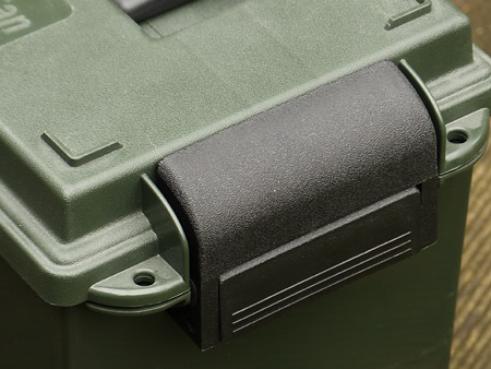 Anses pour cadenas et système de fermeture MTM Ammo Can